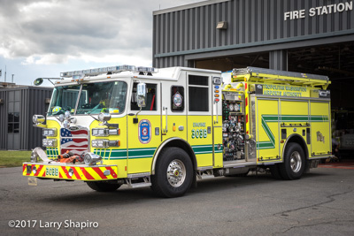 Denver FD Engine 29 Metropolitan Washington Airport Authority Fire Department Dulles Airport Engine 303B Pierce Arrow XT Pierce Velocity fire engines #larryshapiro shapirophotography.net Larry Shapiro photographer